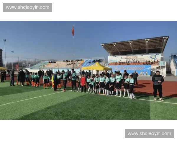 江西省大学生足球联赛：激扬青春赛场 展现校园足球风采